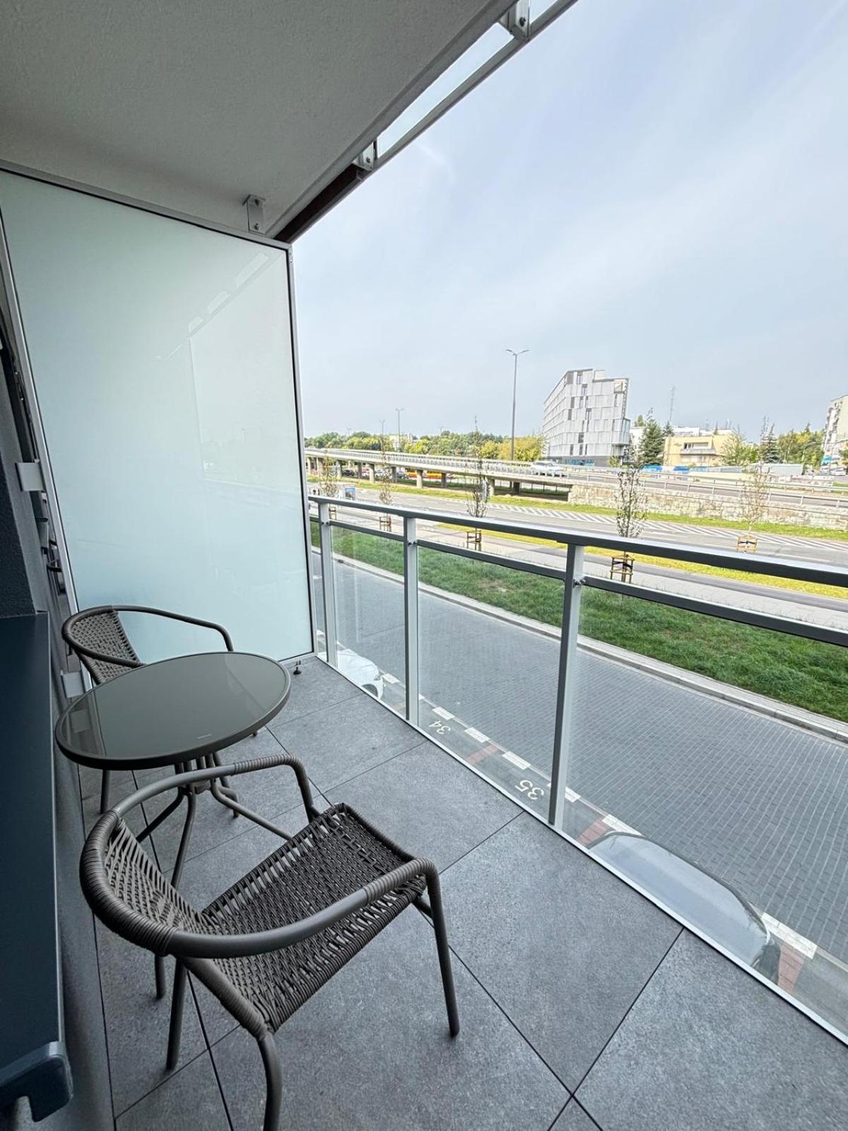 Hello Apartments Pileckiego Warsaw Luaran gambar